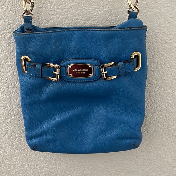 Michael Kors Cross body purse - Picture 1 of 5